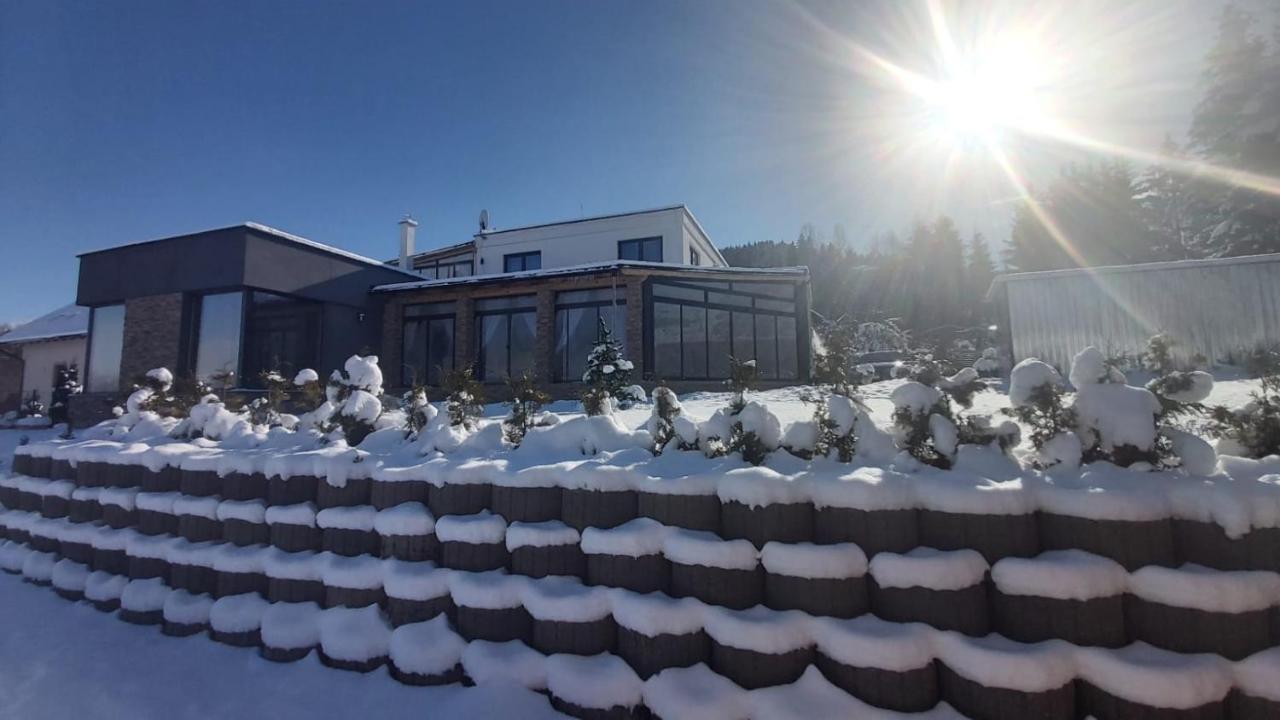 Apartman Navrchu Brezno Bagian luar foto