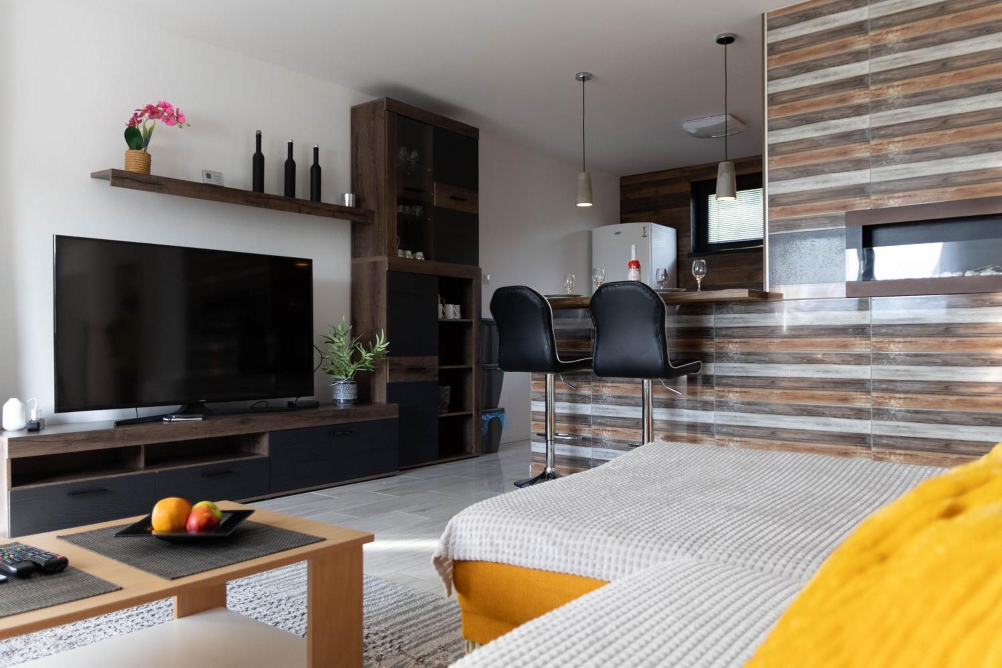 Apartman Navrchu Brezno Bagian luar foto